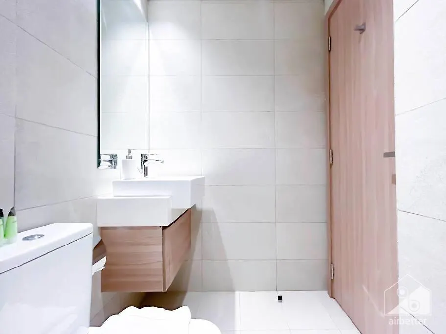 Elegant 1Br With Balcony In Azizi Riviera Apartment Dubai United Arab Emirates