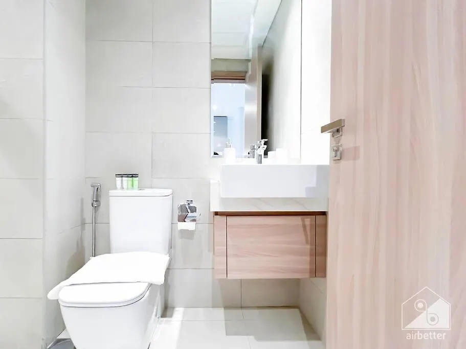 Elegant 1Br With Balcony In Azizi Riviera Apartment Dubai 0*,  United Arab Emirates