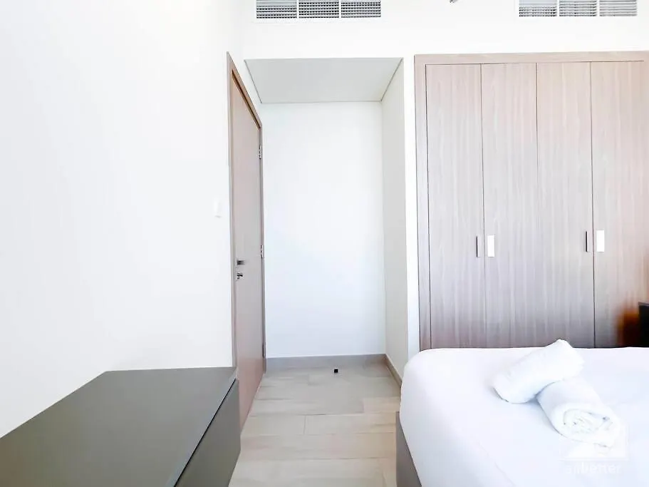 Elegant 1Br With Balcony In Azizi Riviera Apartment Dubai 0*,